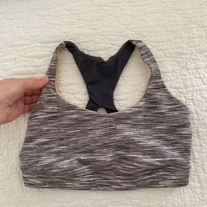 Lululemon sports bra